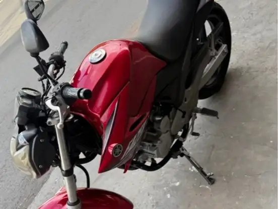 YAMAHA-YS 250 FAZER YAMAHA-YS 250 FAZER-2014