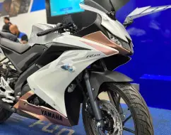 YAMAHA YZF R15 YAMAHA YZF R15