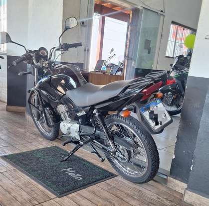 YAMAHA-FACTOR YBR 125 E-2015