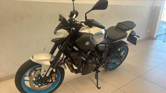 YAMAHA-MT-07 CONNECTED ABS-2025
