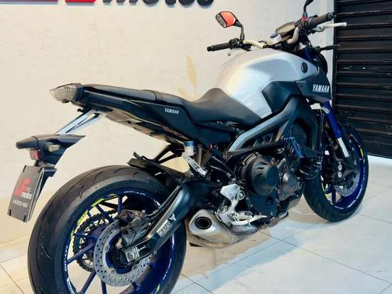 YAMAHA-MT-09 YAMAHA-MT-09-2017