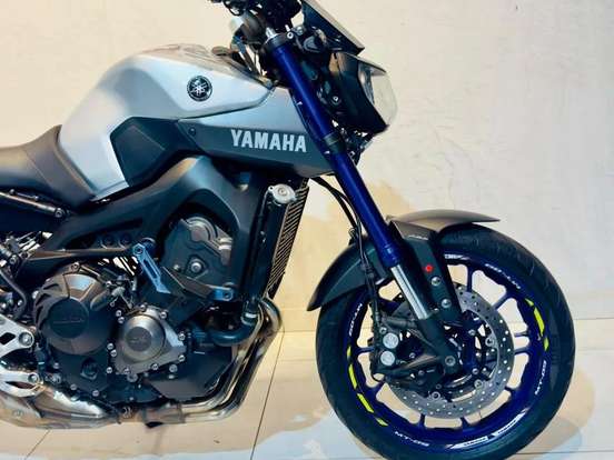 YAMAHA-MT-09 YAMAHA-MT-09-2017