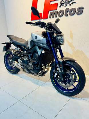 YAMAHA-MT-09-2017