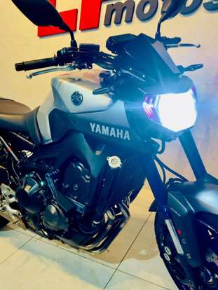 YAMAHA-MT-09-2017