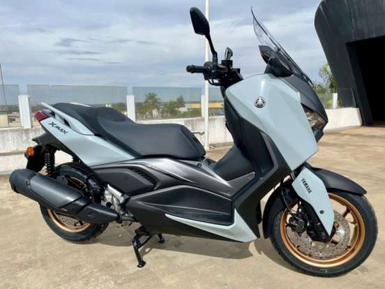 YAMAHA-XMAX 300 CONNECTED ABS-2026
