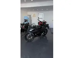 YAMAHA YZF R15 YAMAHA YZF R15