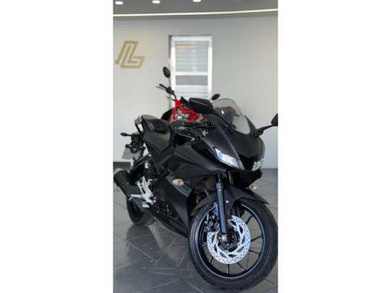 YAMAHA-YZF R15-2023