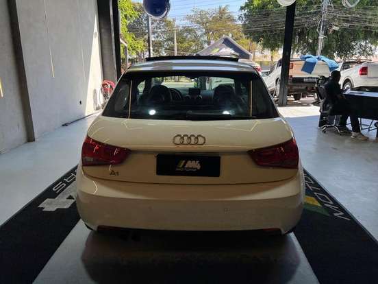 AUDI-A1-1.4 TFSI ATTRACTION 16V 122CV GASOLINA 2P AUTOMÁTICO AUDI-A1-2011