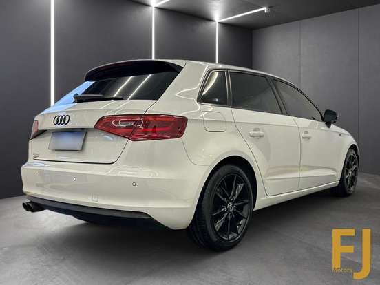 AUDI-A3-1.8 TFSI SPORTBACK 16V GASOLINA 4P AUTOMÁTICO AUDI-A3-2013