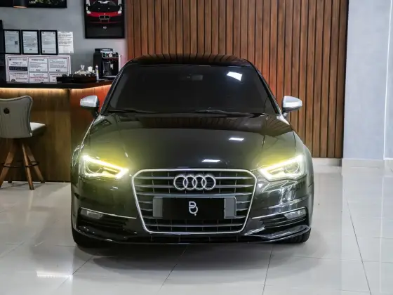 AUDI A3 2.0 TFSI SEDAN AMBITION 16V GASOLINA 4P S-TRONIC