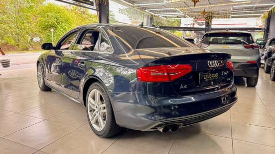 AUDI-A4-2015