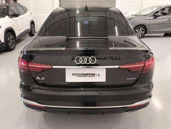 AUDI-A4-2024