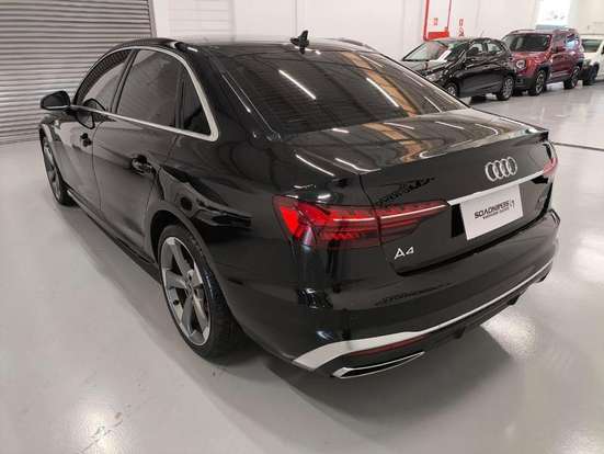 AUDI-A4-2024