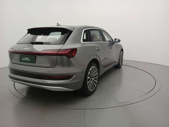 AUDI-E-TRON-ELÉTRICO PERFORMANCE QUATTRO AUDI-E-TRON-2022
