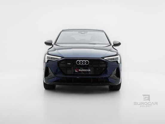 AUDI-E-TRON-2022