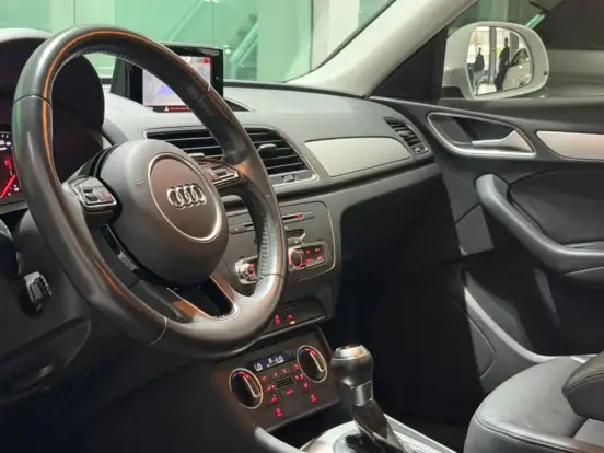 AUDI-Q3-1.4 TFSI AMBIENTE FLEX 4P S TRONIC AUDI-Q3-2018