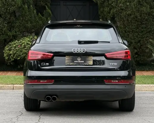 AUDI-Q3-2017