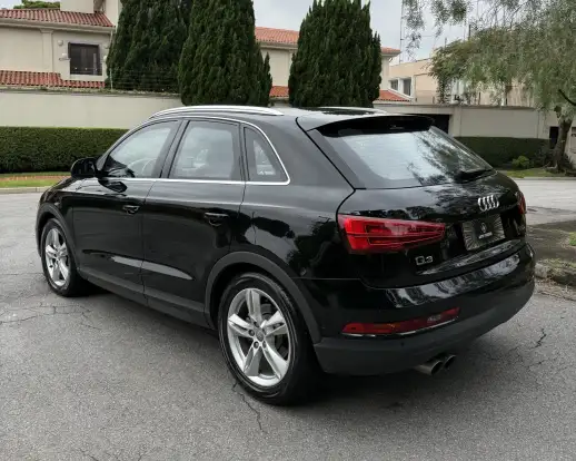 AUDI-Q3-2017