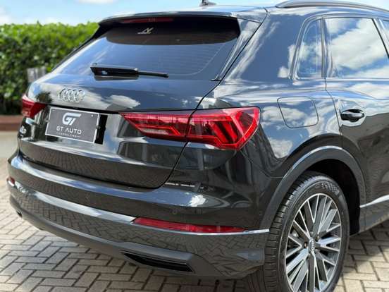AUDI-Q3-2020