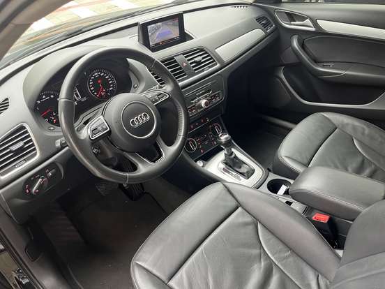 AUDI-Q3-2018