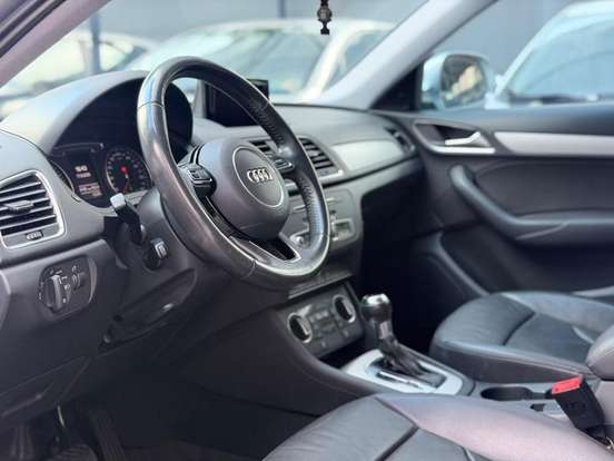AUDI-Q3-1.4 TFSI AMBIENTE FLEX 4P S TRONIC AUDI-Q3-2017