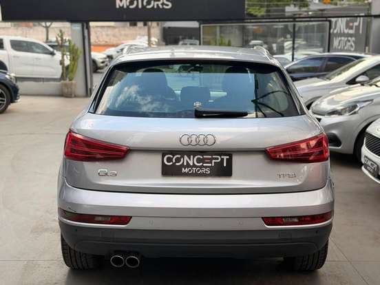 AUDI-Q3-2017