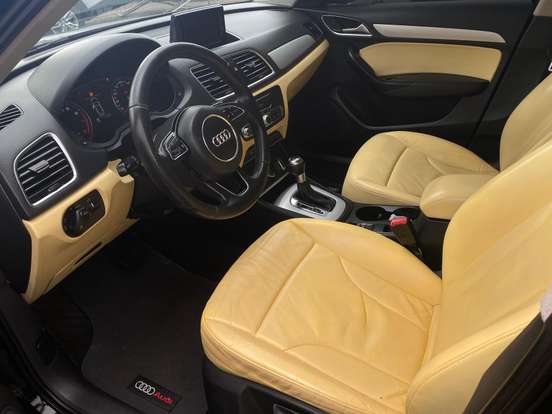 AUDI-Q3-2015