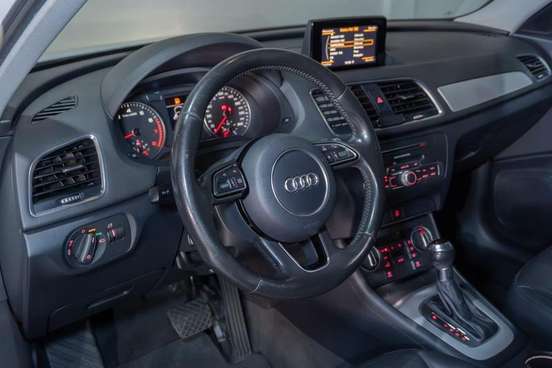 AUDI-Q3-2015