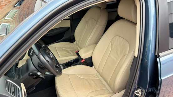 AUDI-Q3-2016