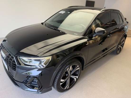 AUDI-Q3-2023