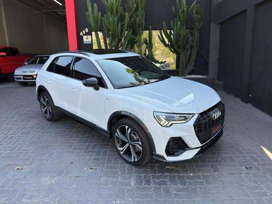 AUDI-Q3-2.0 40 TFSI GASOLINA PERFORMANCE BLACK QUATTRO TIPTRONIC AUDI-Q3-2024