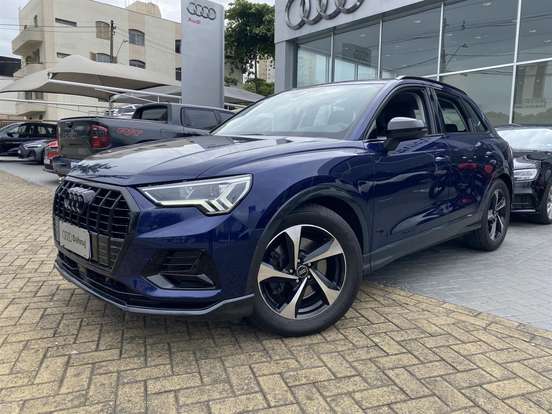 AUDI-Q3-2022