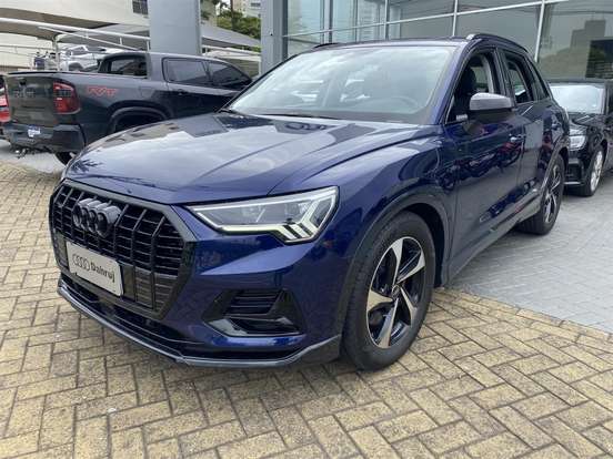 AUDI-Q3-2022