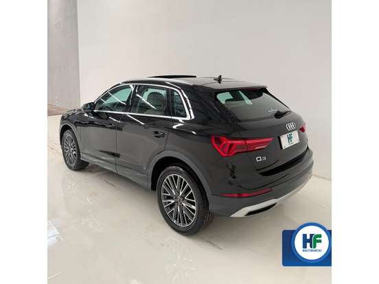 AUDI-Q3-2023