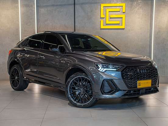 AUDI-Q3-2024