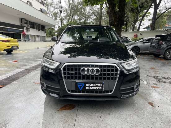 AUDI-Q3-2014