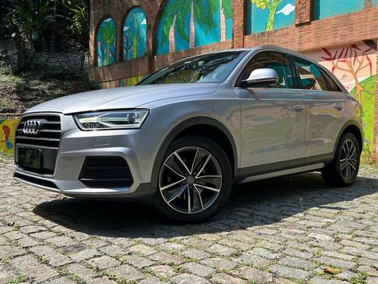 AUDI-Q3-2015