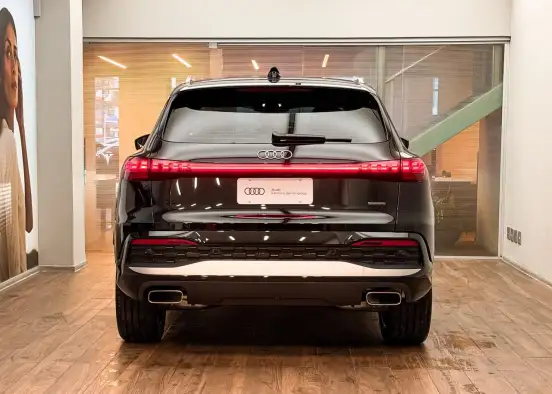 AUDI-Q5-2025