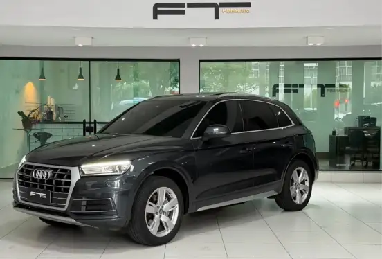 AUDI-Q5-2018