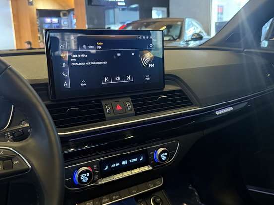AUDI-Q5-2024