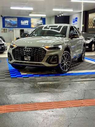 AUDI-Q5-2021