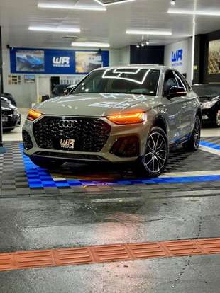 AUDI-Q5-2021