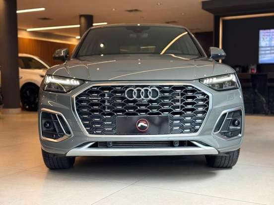 AUDI-Q5-2023