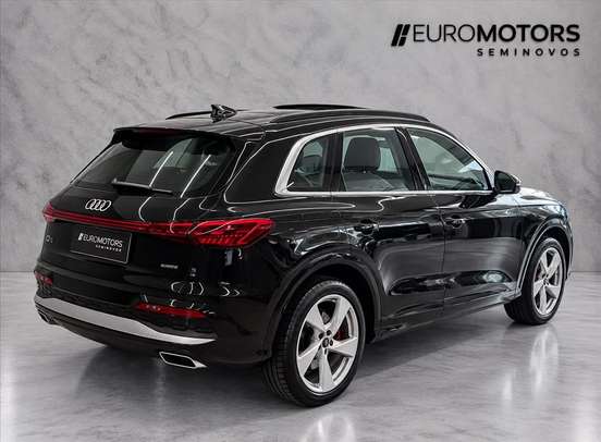 AUDI-Q5-2025