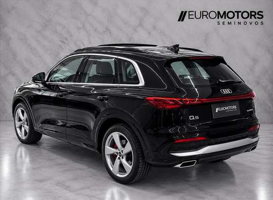 AUDI-Q5-2025