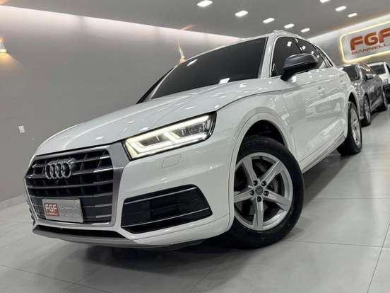 AUDI-Q5-2.0 TFSI GASOLINA AMBITION S TRONIC AUDI-Q5-2018
