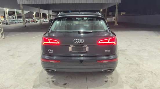 AUDI-Q5-2018