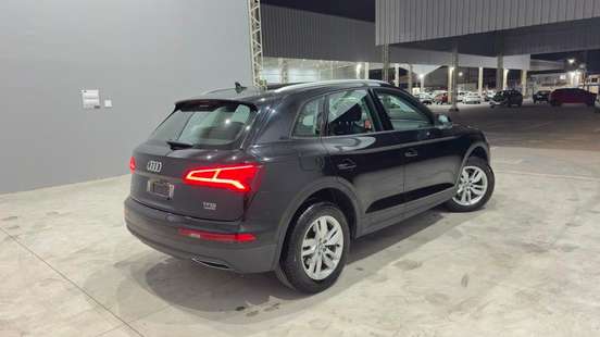 AUDI-Q5-2018