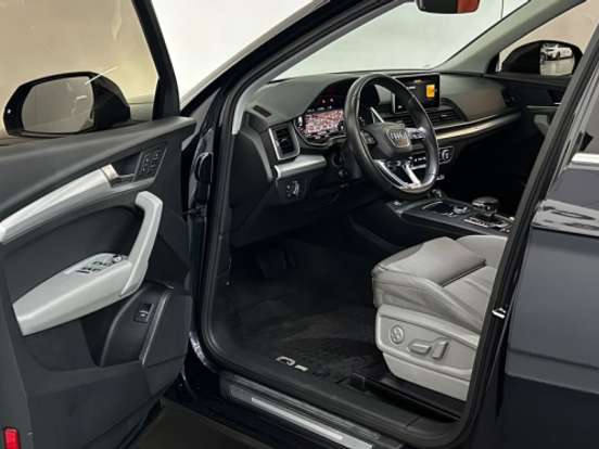 AUDI-Q5-2.0 TFSI GASOLINA PRESTIGE PLUS S TRONIC AUDI-Q5-2019