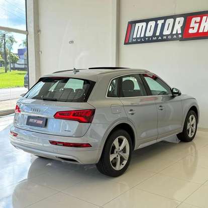 AUDI-Q5-2018